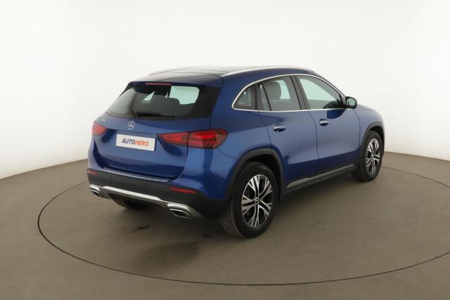 Mercedes Benz Gla image 7