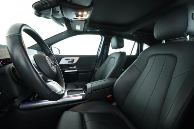 Mercedes Benz Gla image 5