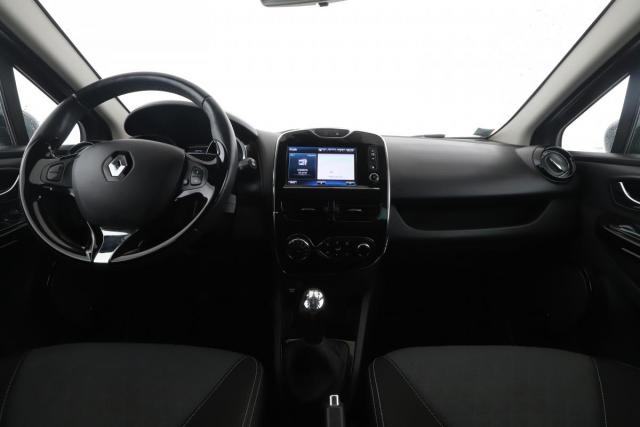 Renault Clio Estate image 5