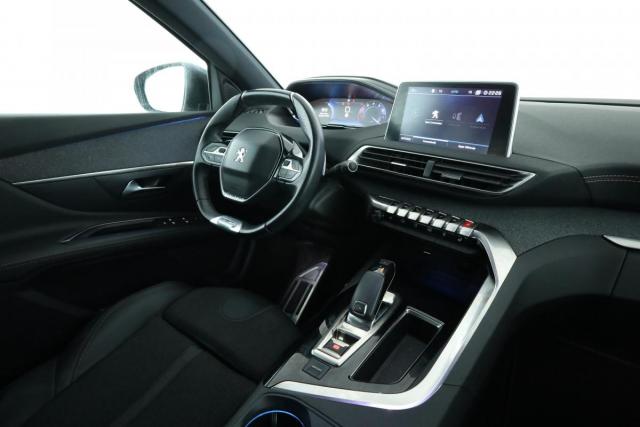 Peugeot 3008 image 8