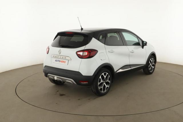 Renault Captur image 2