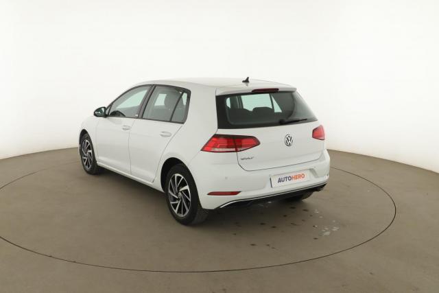 Volkswagen Golf image 1