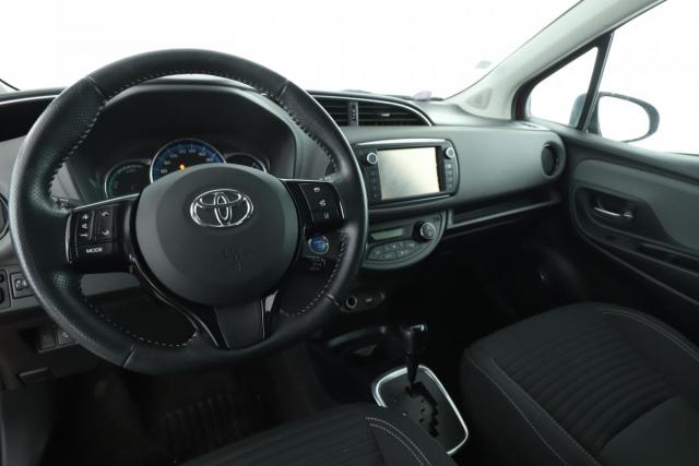 Toyota Yaris image 8