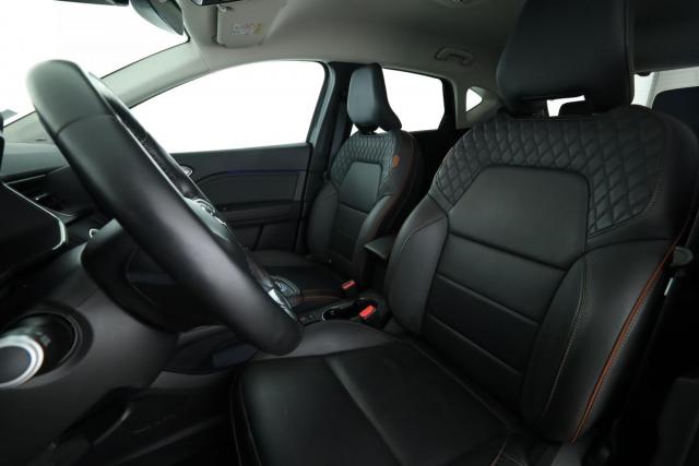 Renault Captur image 9