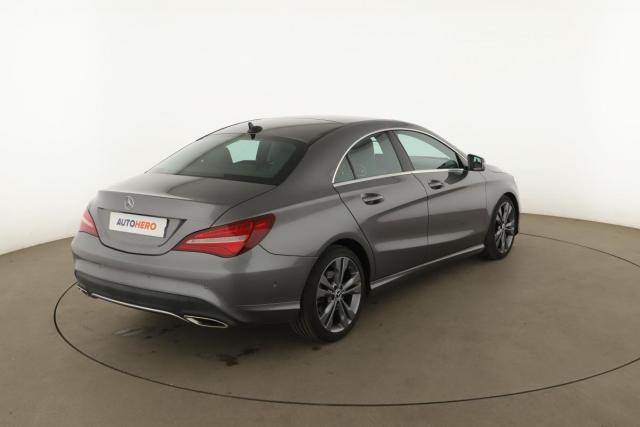 Mercedes Benz Cla image 3