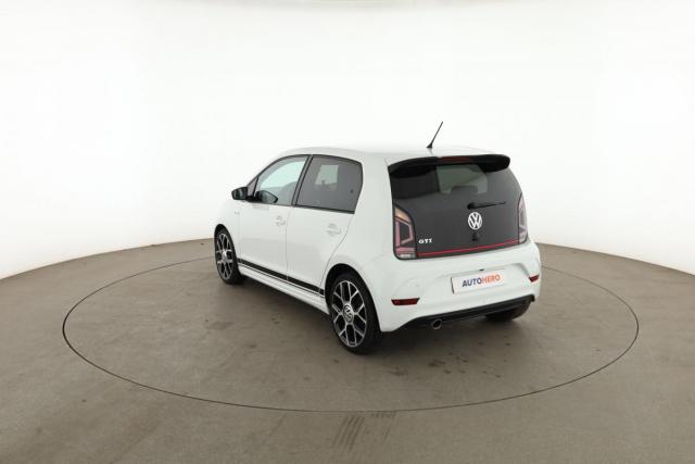 Volkswagen Up! image 9