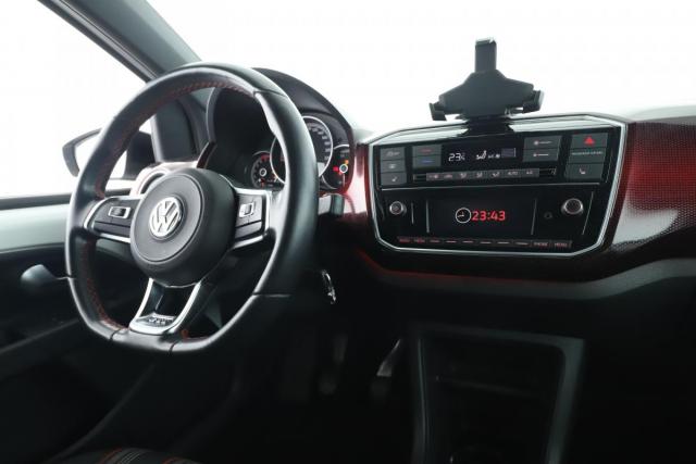 Volkswagen Up! image 2