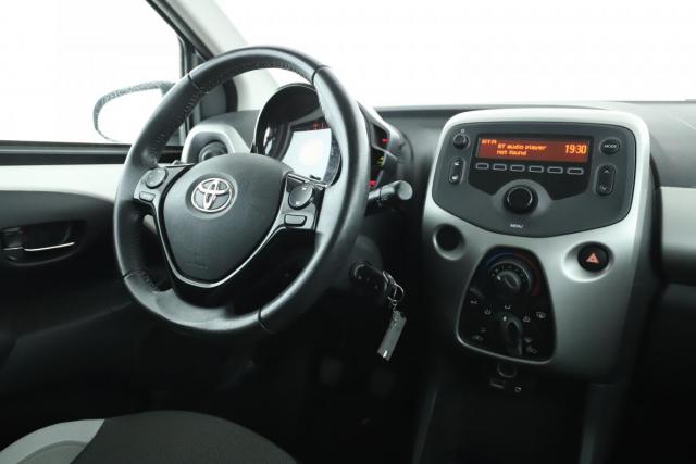 Toyota Aygo image 8