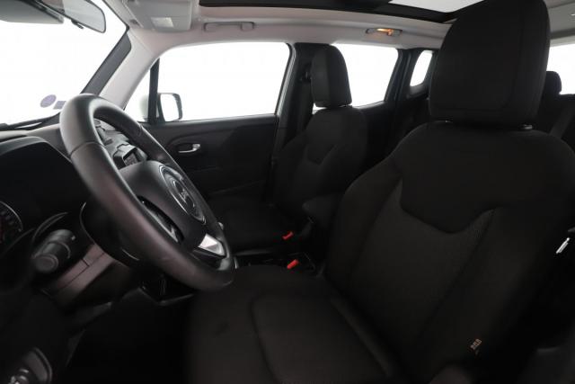 Jeep Renegade image 6