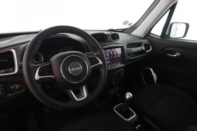 Jeep Renegade image 2