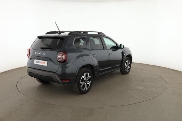 Dacia Duster image 2