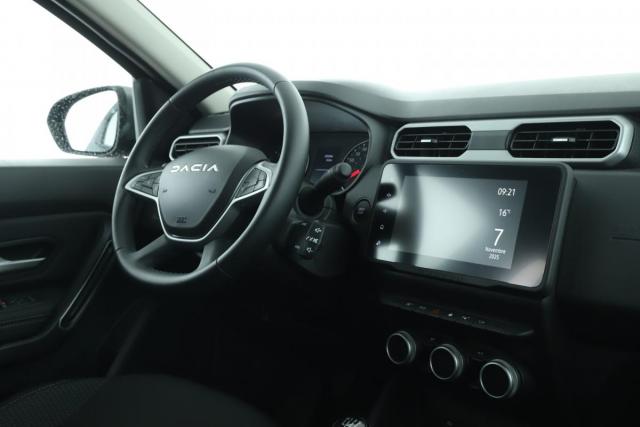 Dacia Duster image 5