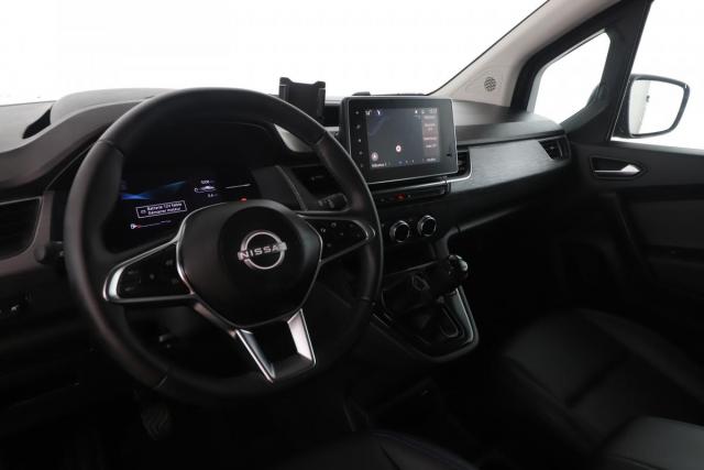 Nissan Townstar image 8