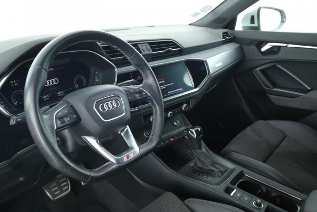 Audi Q3 Sportback image 1