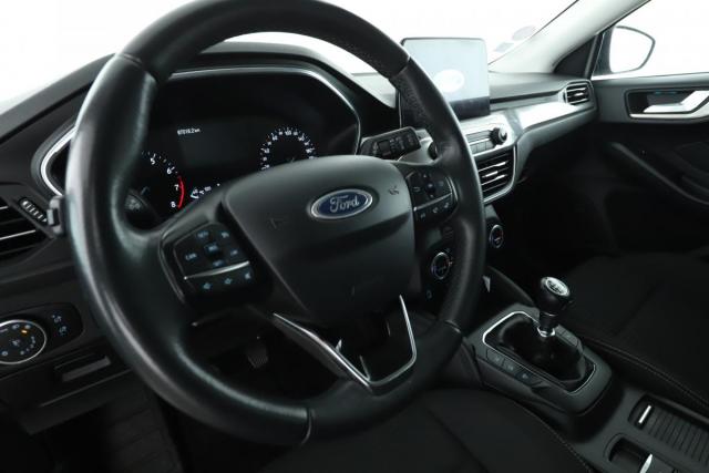 Ford Focus image 6