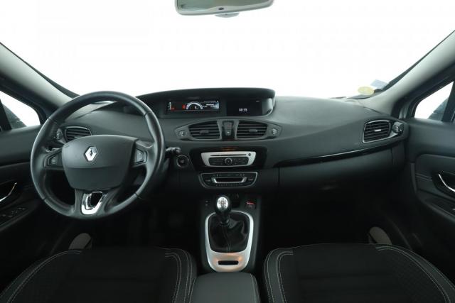 Renault Grand Scénic image 1