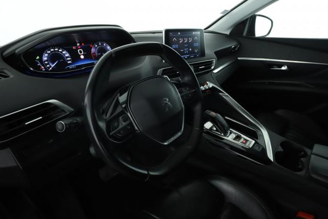 Peugeot 3008 image 1