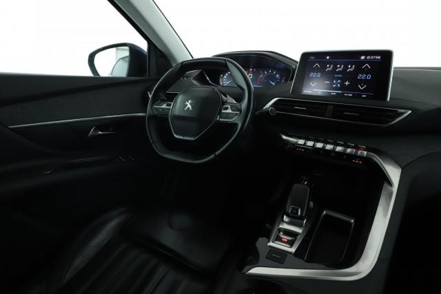 Peugeot 3008 image 2