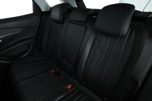 Peugeot 3008 image 8