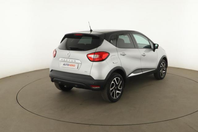 Renault Captur image 2