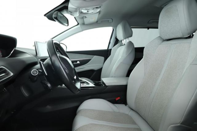 Peugeot 5008 image 3