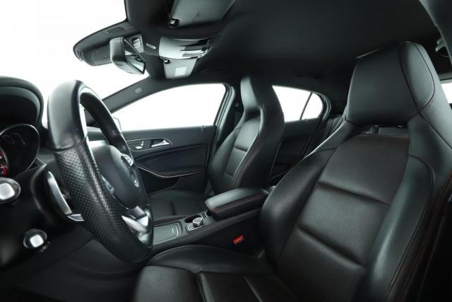 Mercedes Benz Gla image 6