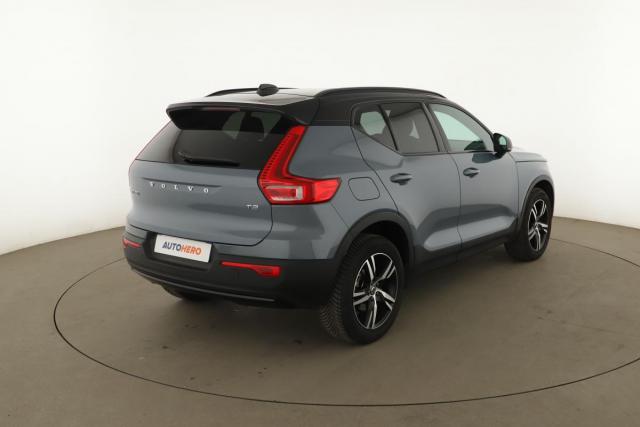 Volvo Xc40 image 9