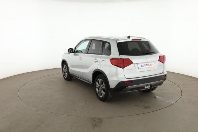 Suzuki Vitara image 4