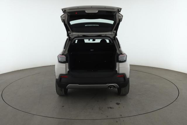 Jeep Avenger image 1