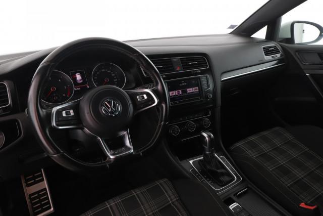 Volkswagen Golf image 2