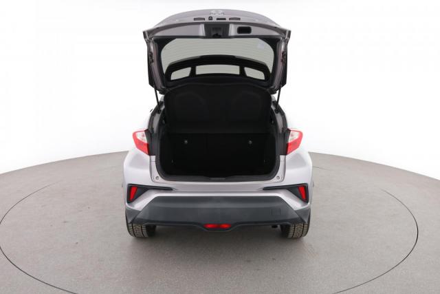 Toyota C-Hr image 9