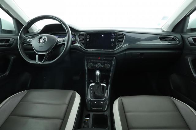 Volkswagen T-Roc image 2