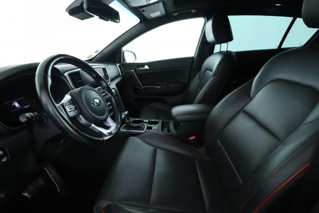 Kia Sportage image 2