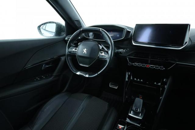 Peugeot 2008 image 3