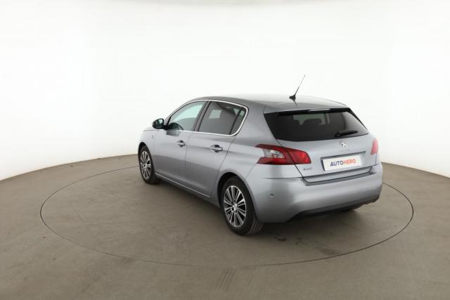 Peugeot 308 image 1