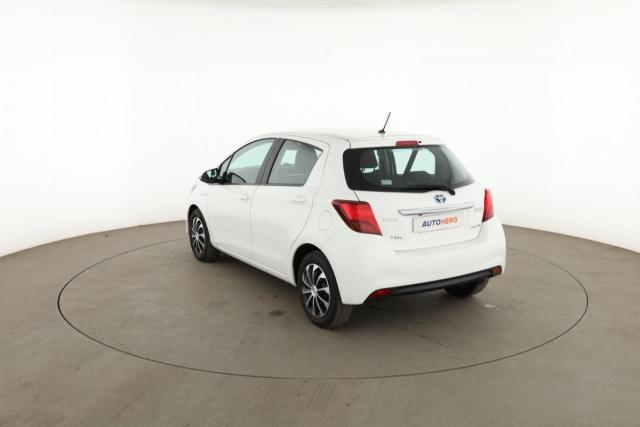 Toyota Yaris image 2