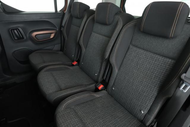 Peugeot Rifter image 9