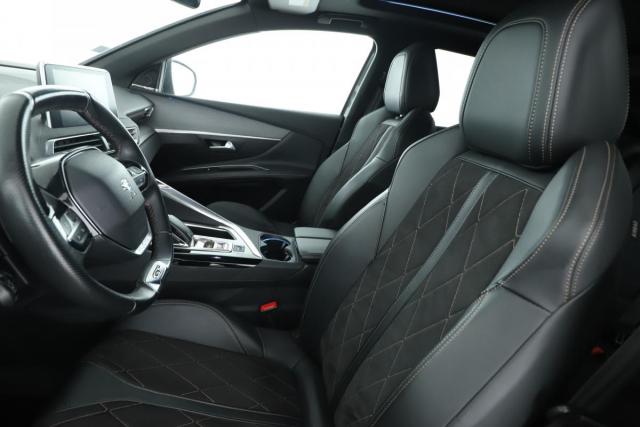 Peugeot 3008 image 8
