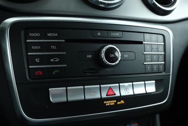 Mercedes Benz Cla Shooting Brake image 7