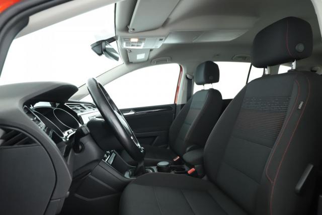Volkswagen Touran image 9