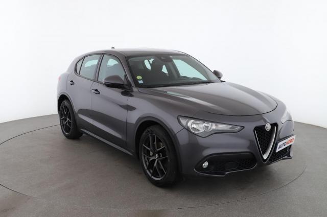 Alfa Romeo Stelvio image 6