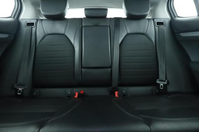 Alfa Romeo Stelvio image 3