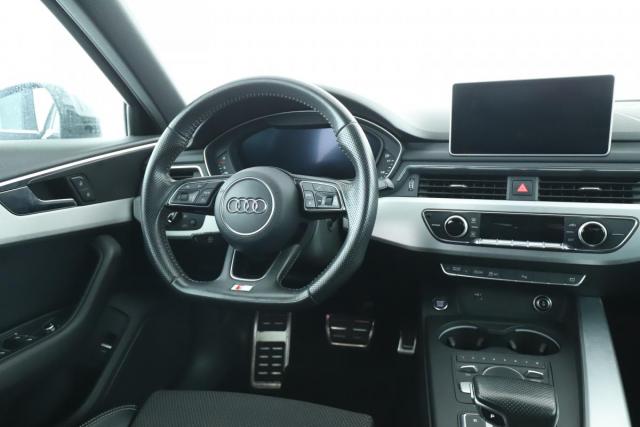 Audi A4 image 7