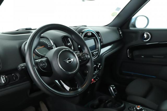 Mini Countryman image 8