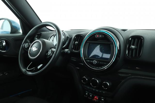 Mini Countryman image 9