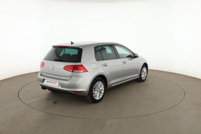 Volkswagen Golf image 2
