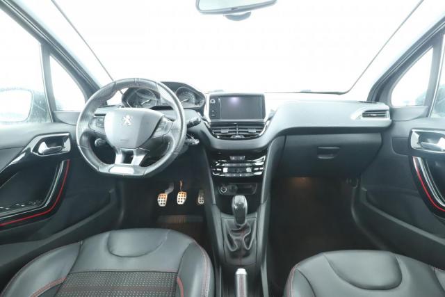 Peugeot 208 image 2