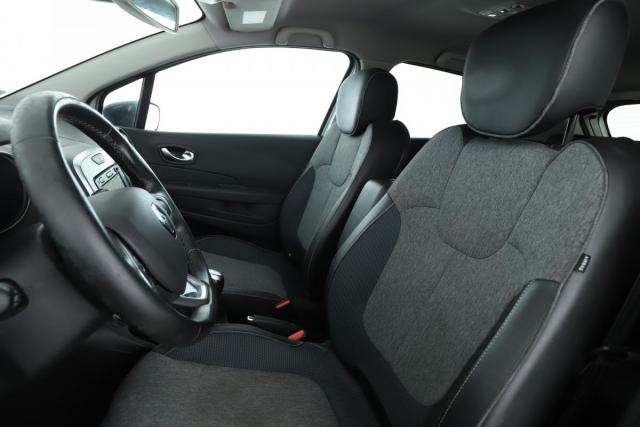 Renault Captur image 8