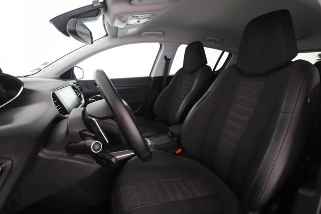Peugeot 308 image 5