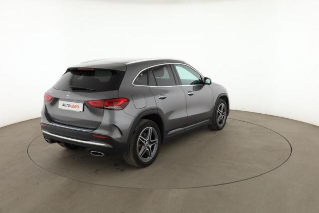 Mercedes Benz Gla image 6